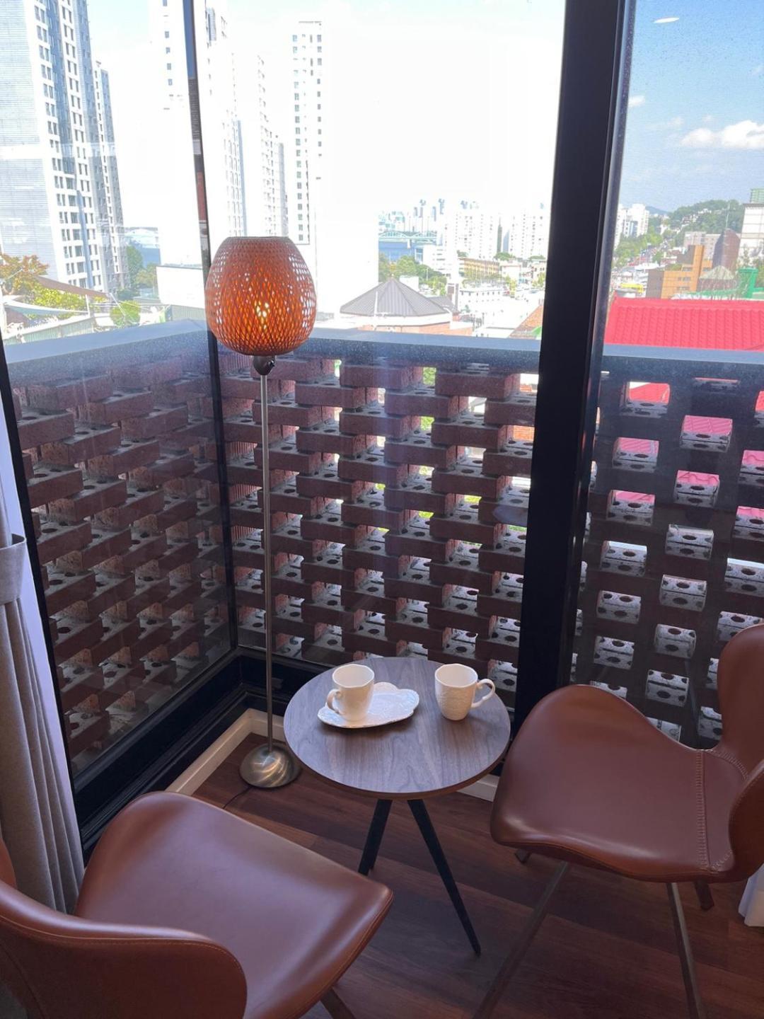 Space In Blackstone Seul